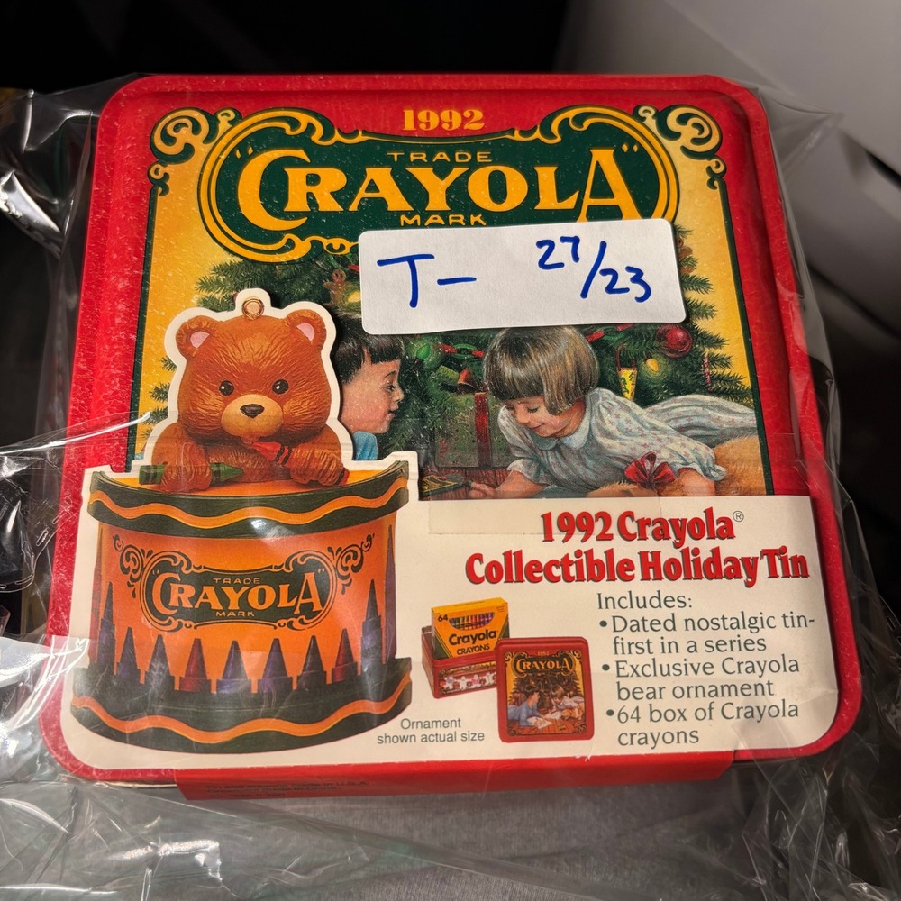 Crayola Holiday Tin Kids OS Red Excellent 1992 Collectible Bear Ornament 64ct